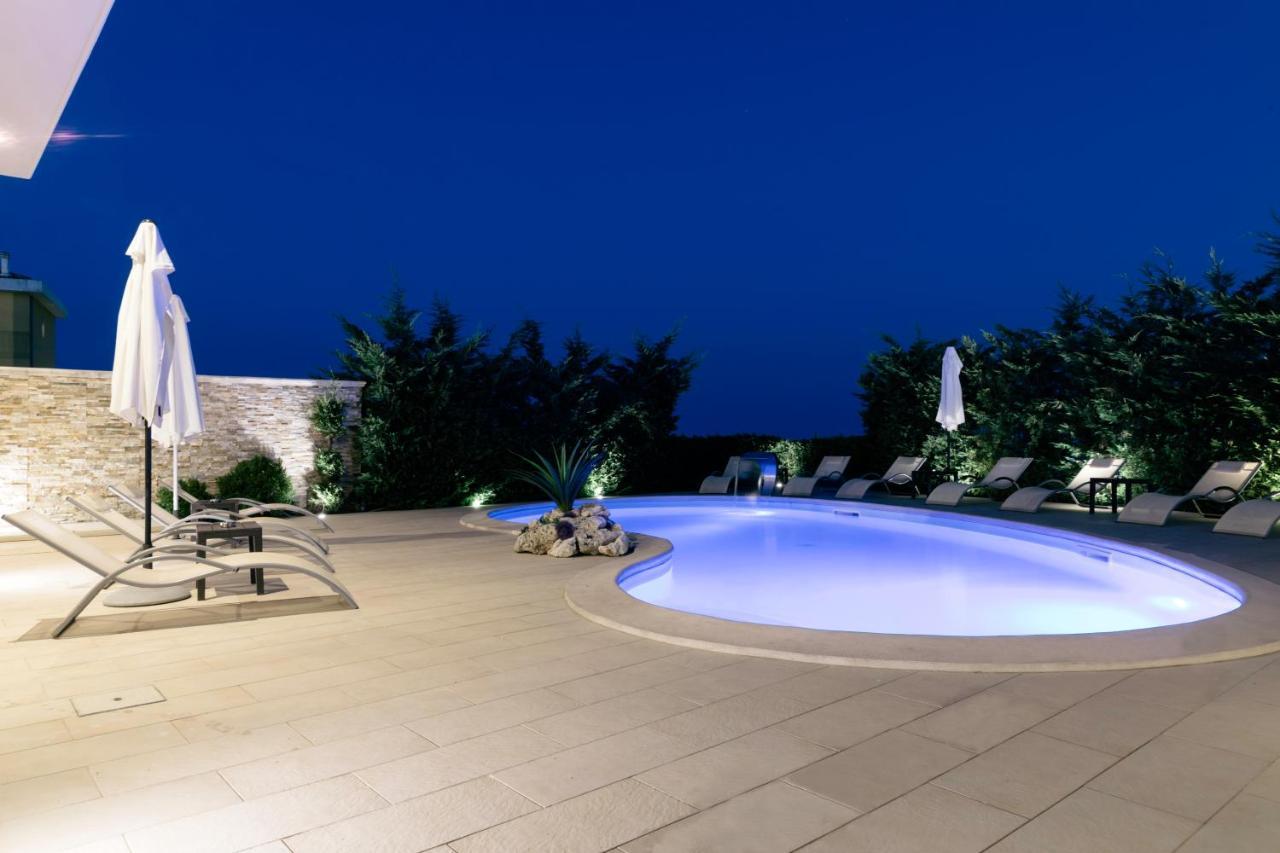 Affittacamere Villa Bisceglia Монте-Сант'Анджело Экстерьер фото