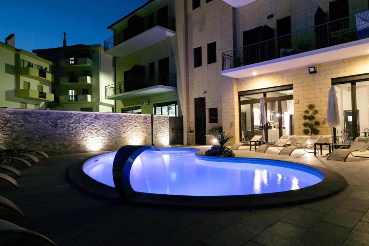 Affittacamere Villa Bisceglia Монте-Сант'Анджело Экстерьер фото